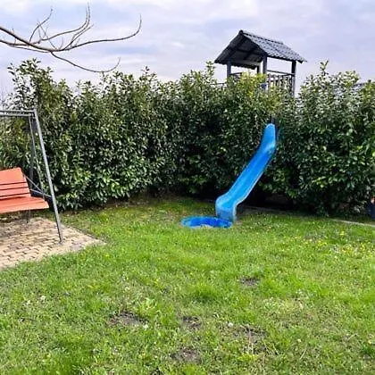 Rozsas Vendeghaz 펜션 *